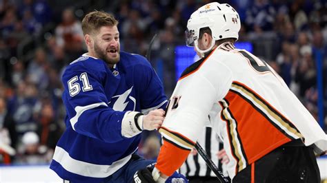 Red Wings Sign Former Lightning Forward to PTO.